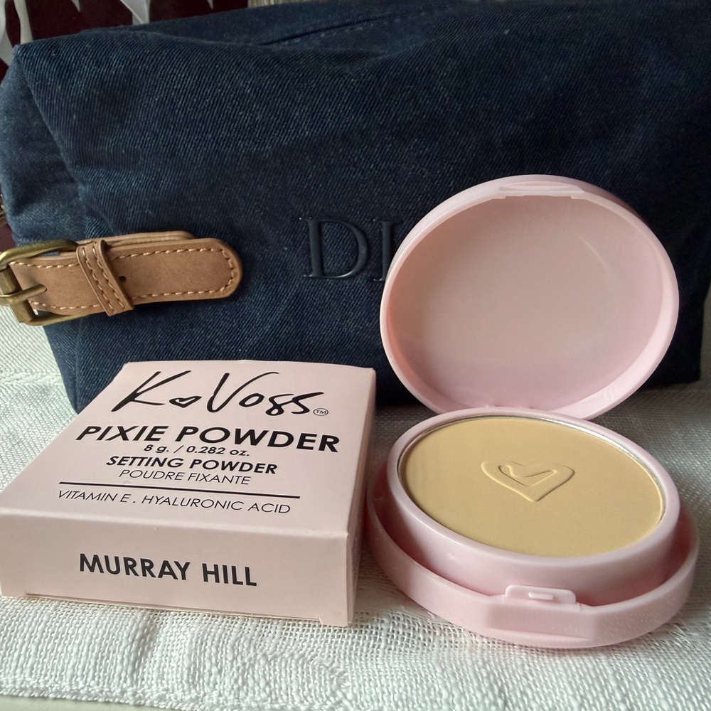 KVoss Pixie Setting Powder in Pink Case (Murray Hill)